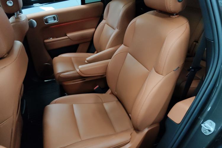 Used Li Auto L8 2023 Pro Model Left Rear Seat