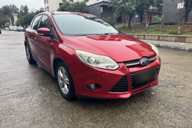 Used Ford Focus 2012 Sedan 1.6L Automatic Fashion Edition