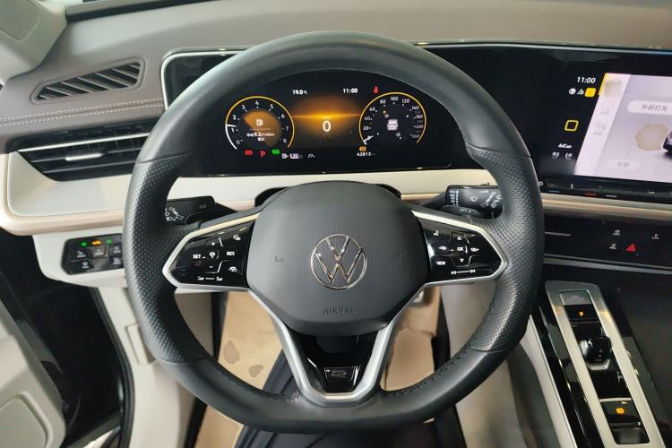 Used Volkswagen Tavendor 2023 380TSI Four-Wheel Drive R-Line Cruise Edition Steering Wheel