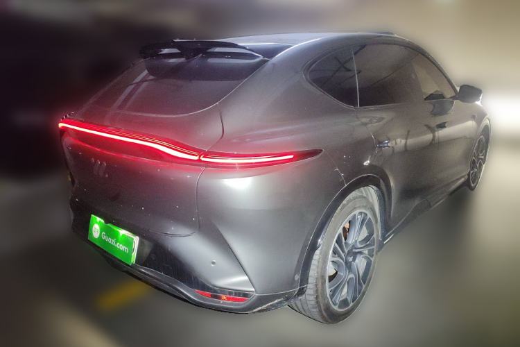 Used IM LS7 2023 100kWh Lux All-Wheel-Drive Version
