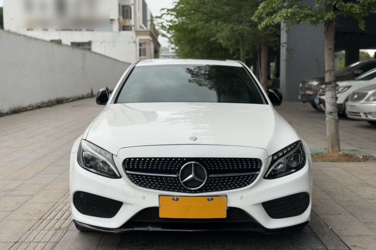 Used Mercedes-Benz C-Class 2017 C 200 Sport Edition Exterior 4