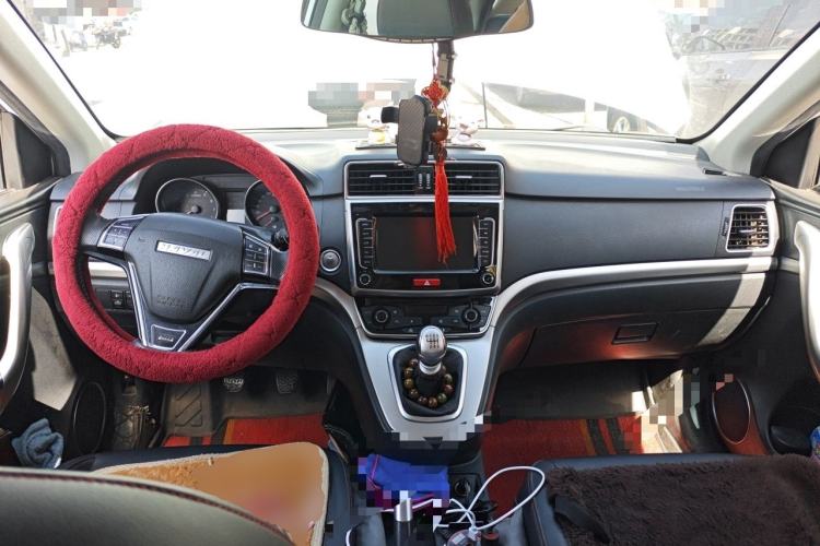 Used Haval M6 2019 1.5T Manual Two-Wheel Drive Elite Version China V Standard
