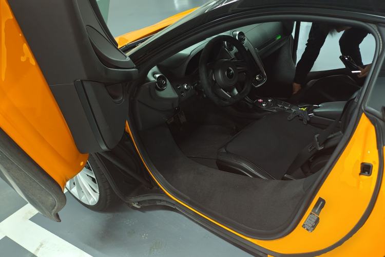 Used McLaren GT 2022 4.0T Standard Edition Driver Seat