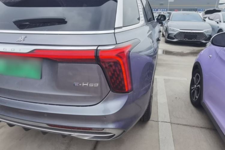 Used Hongqi E-HS9 2021 510 km Range Flagway Edition Six Seats Right Rear Taillight