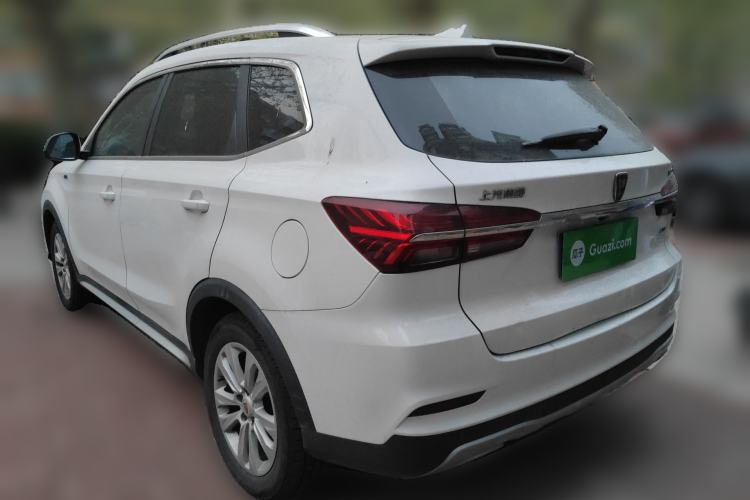 Used Roewe RX5 2016 Revised Version 20T Two-Wheel Drive Manual Transmission Luxury Edition
