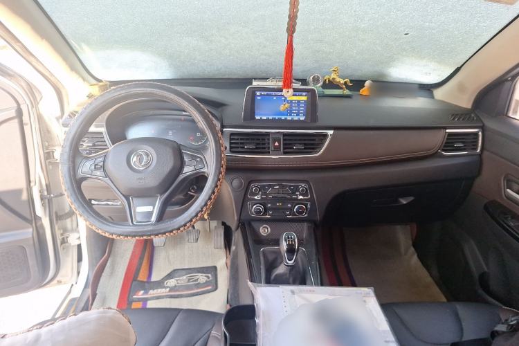 Used Dongfeng Fengon 370 2018 S370 1.5L Manual Luxury 7-Seater
