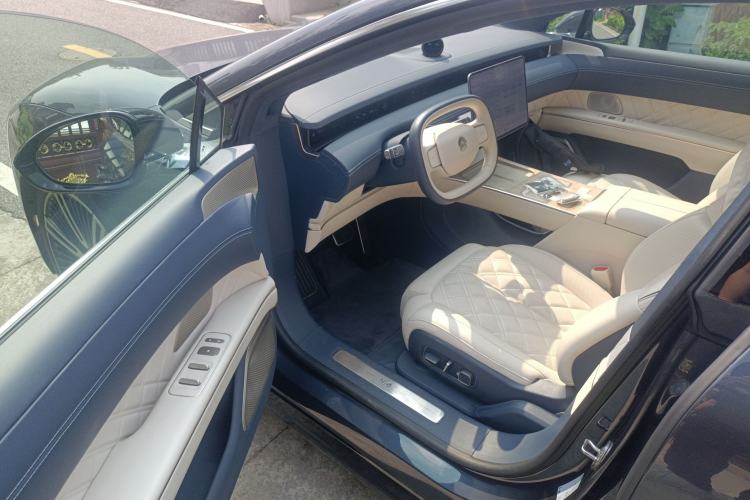 Used Nio ET9 2025 100kWh Signature Edition
