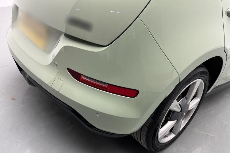 Used ORA Good Cat 2023 401 km Standard Range Luxury Version Lithium Iron Phosphate