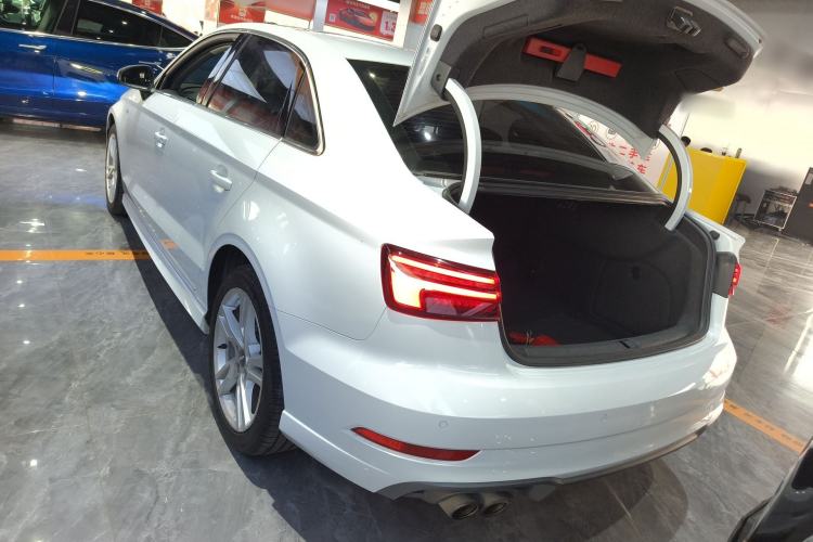 Used Audi A3 2019 Limousine 35 TFSI Fashion Edition China V standard
