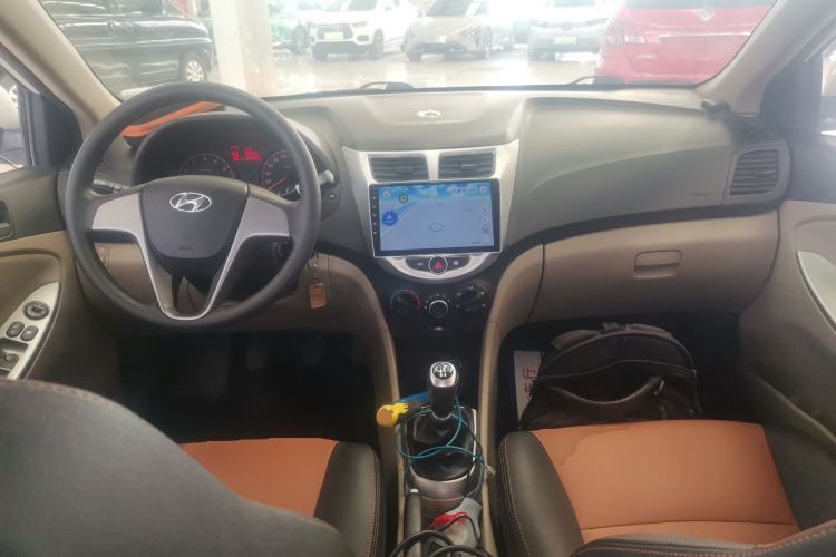 Used Hyundai Verna (older generation) 2014 1.4L Manual Smart GLS Trim