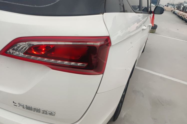 Used Baojun 730 2021 1.5L Manual Fashion Version 7 Seats