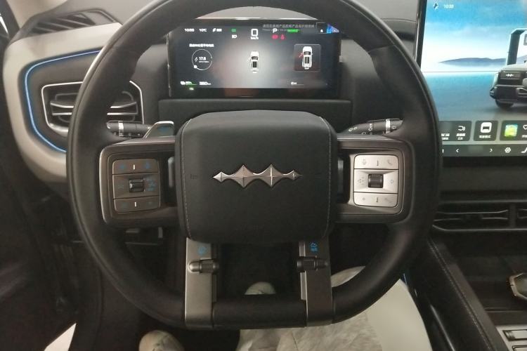 Used Formula Leopard Titanium 3 2025 501KM All-Wheel Drive Intelligent Driving Ultra Version