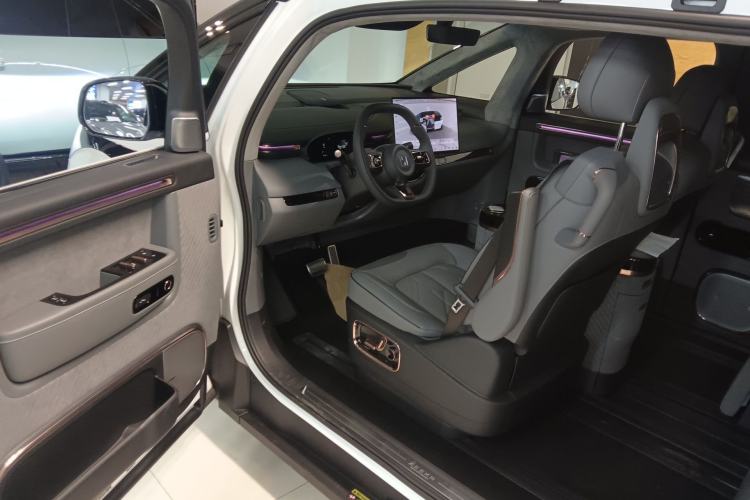 Used Zeekr MIX 2025 Intelligent Driving Version
