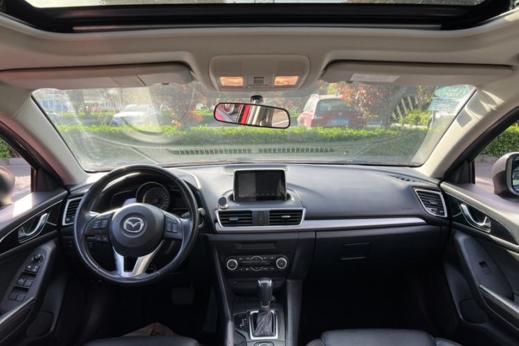 Used Mazda 3 Axela 2016 Sedan 2.0L Automatic Sport Model
