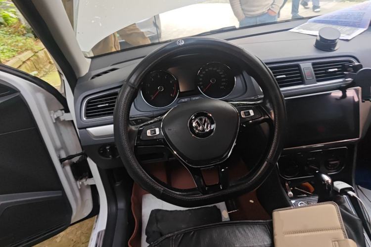 Used Volkswagen Lavida 2017 1.6L Automatic Comfort Edition