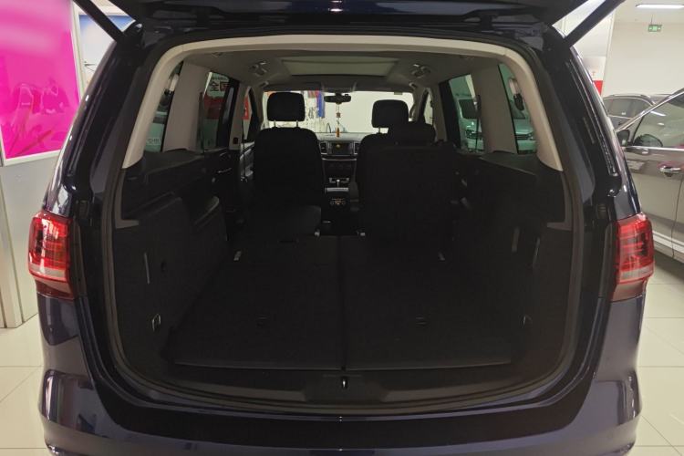 Used Volkswagen Sharan 2018 Revised Version 380TSI Comfort Edition 6-Seater
