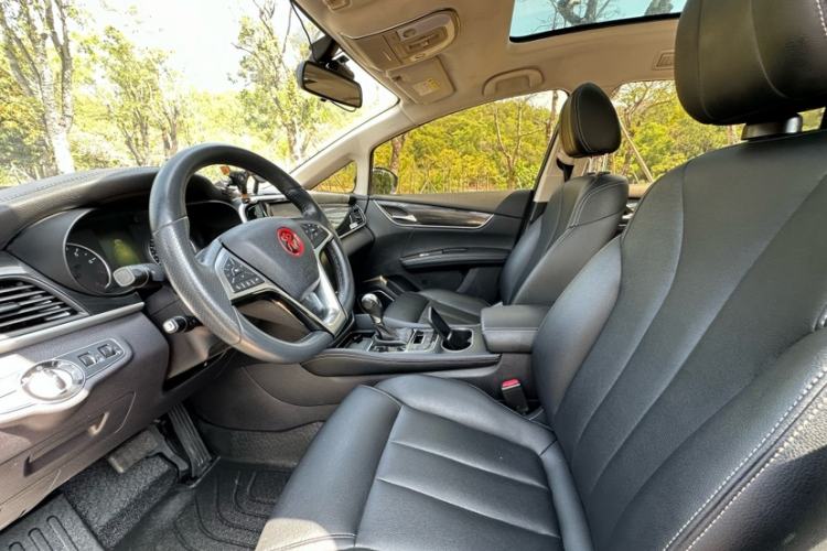 Used BYD Song MAX 2018 1.5T Automatic Smart Connect Elite Model with 6 Seats