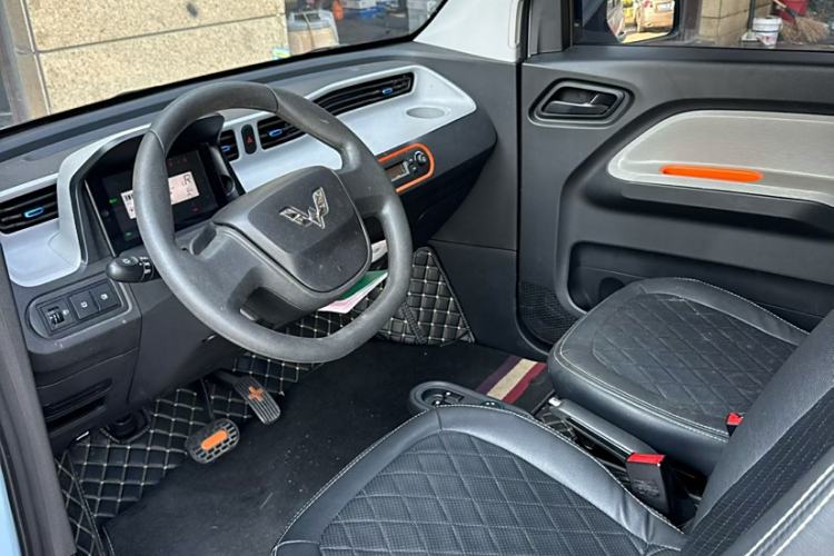 Used Wuling Hongguang MINIEV 2022 Easy Version Lithium Iron Phosphate