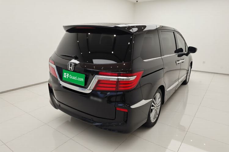 Used Honda Elysion 2016 2.4L Luxury Edition
