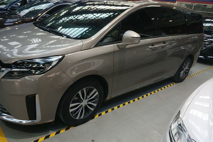 Used Buick GL8 2023 ES Lu Zun Deluxe and Yue Edition