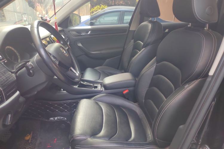 Used Skoda Kodiaq 2018 Facelifted TSI330 5-Seater Two-Wheel-Drive Luxury Enjoyment Edition
