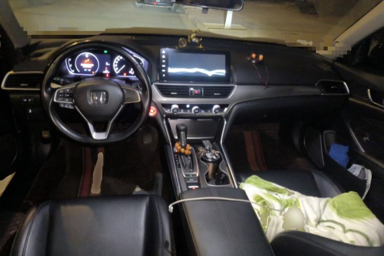 Used Honda Accord 2022 260TURBO Luxury Edition Center Console