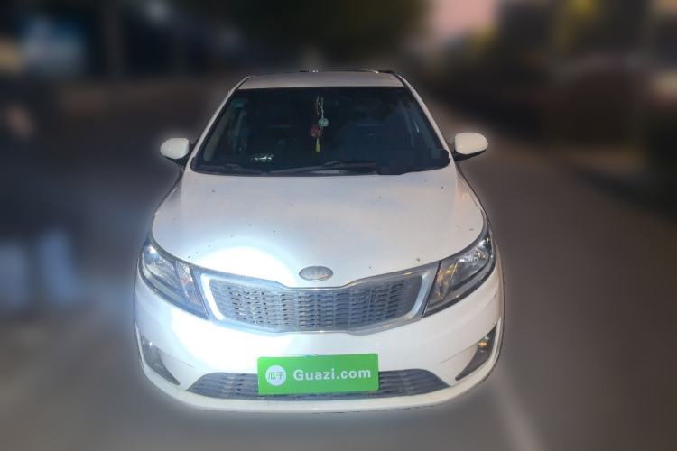 Used Kia K2 2012 Sedan 1.4L MT GLS Commemorative Edition