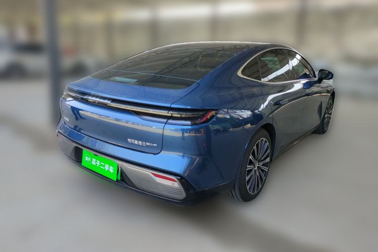 Used Geely Galaxy 8 2025 130km EM-P Exploration Edition
