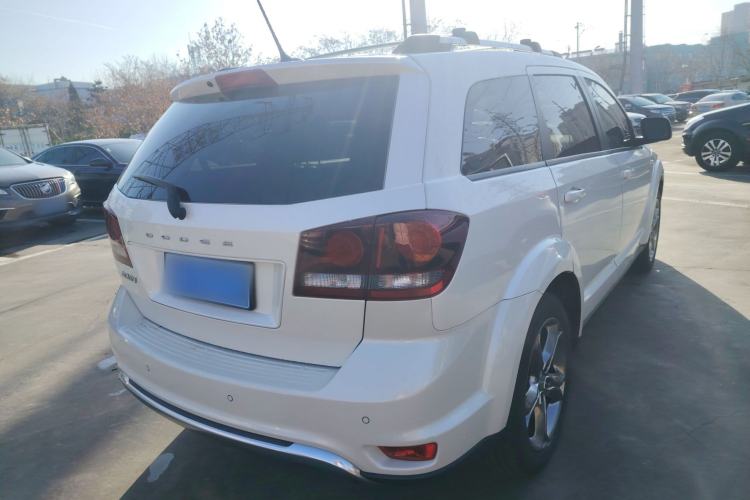 Used Dodge Journey 2016 2.4L Two-Wheel-Drive Touring Edition Rear Right 45 Deg