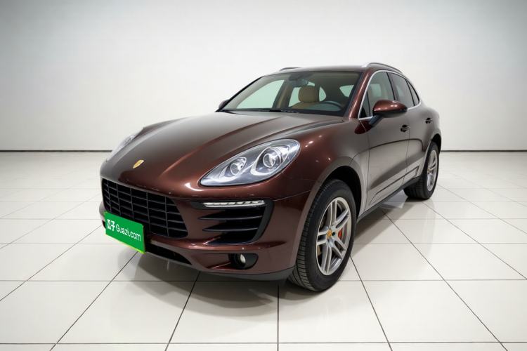Used Porsche Macan 2017 Macan 2.0T Front Left 45 Deg