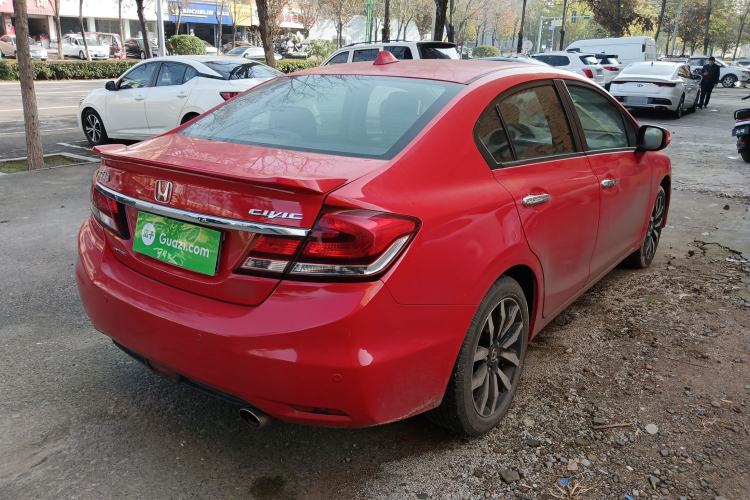 Used Honda Civic 2014 1.8L automatic luxury edition
