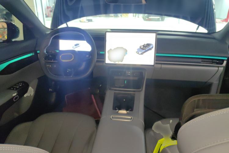 Used Lynk & Co 07 2024 EM-P 126 Long-Range Halo