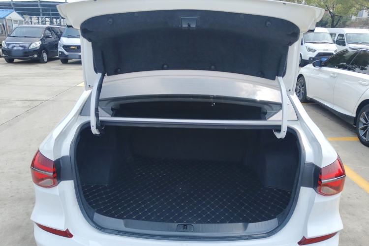 Used Chevrolet Monza 2019 RS 330T Automatic Comfort Edition China VI Standard