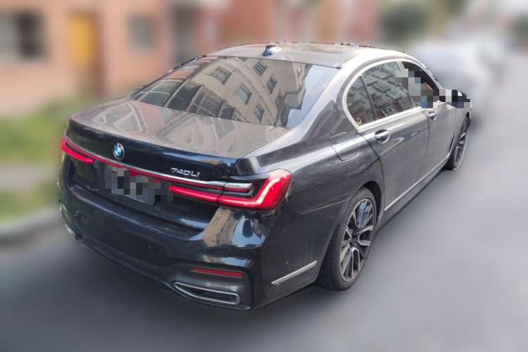 Used BMW 7 Series 2021 740Li Luxury Edition M Sport Package Rear Right 45 Deg