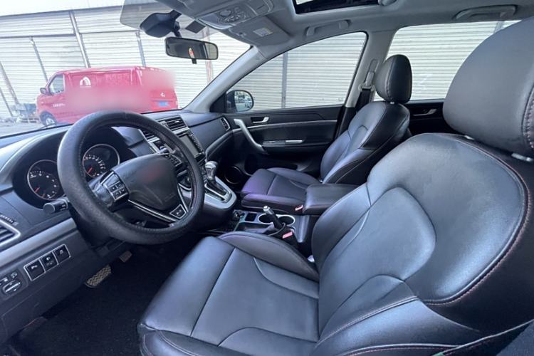 Used Haval H6 2015 Sport Edition 1.5T Automatic Two-Wheel Drive Luxury Model