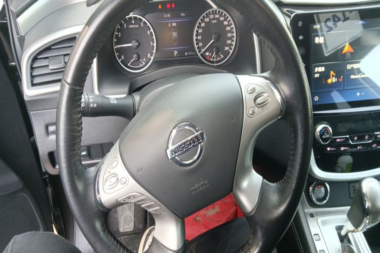 Used Nissan Murano 2019 2.5L XL Two-Wheel Drive Smart Connect Luxury Edition China VI Standard
