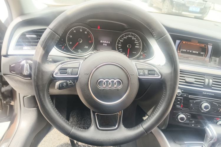 Used Audi A4L 2016 35 TFSI Collector's Edition Automatic Standard Model
