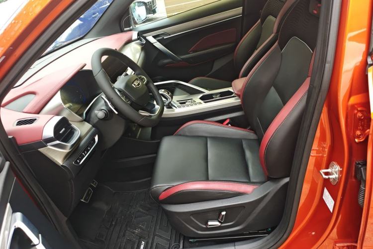 Used Geely Auto Coolray 2019 Sport Model 260T DCT Battle China V Standard Left Front Seat