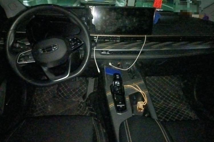 Used Geely Auto Emgrand L HiP 2024 Champion Edition 1.5TD-DHT Pro 100KM Superior Model
