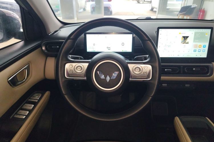 Used Wuling Bingo PLUS 2024 510 km Flagship Edition Four-Seater Version
