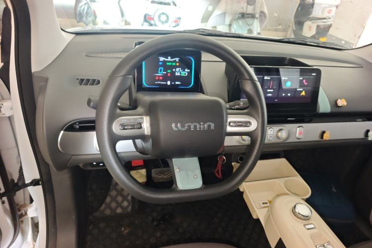 Used CHANGAN NEVO Lumin 2025 205 km Xiangqin Version
