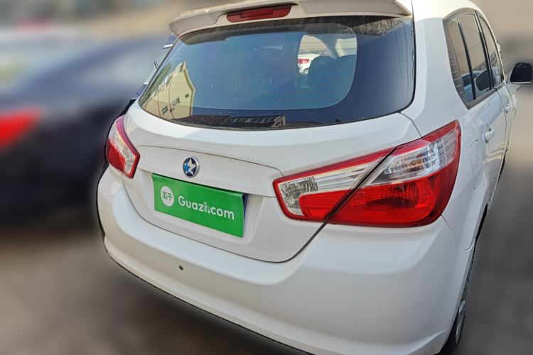 Used Venucia R50 2013 1.6L Manual Fashion Edition