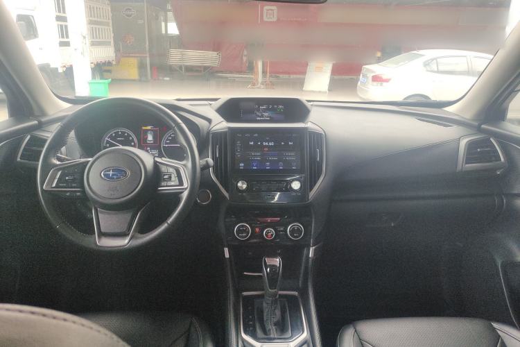 Used Subaru Forester 2019 2.0i Luxury Edition EyeSight Center Console