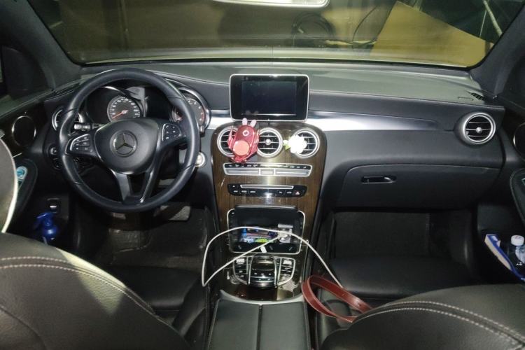 Used Mercedes-Benz GLC 2019 GLC 260 L 4MATIC Luxury Model