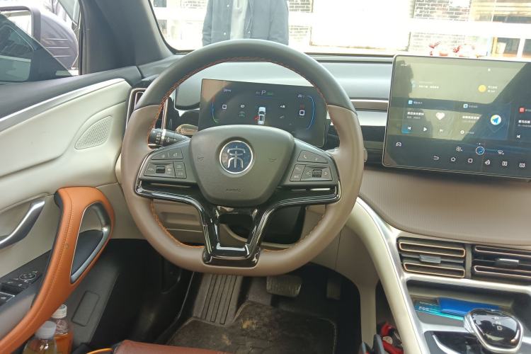 Used BYD Song Pro New Energy 2023 Champion Edition DM-i 71KM Beyond Model Steering Wheel