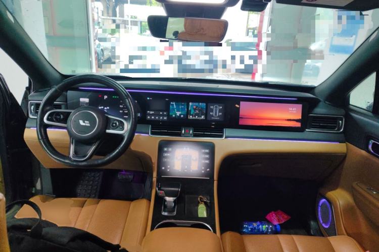 Used Li Auto ONE 2020 Extended-Range 6-Seater Version Center Console