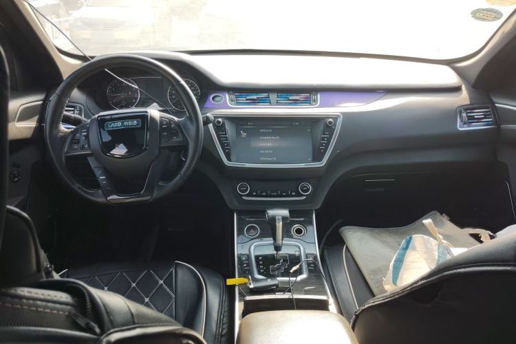 Used Land X7 2016 2.0T Panoramic Deluxe Edition
