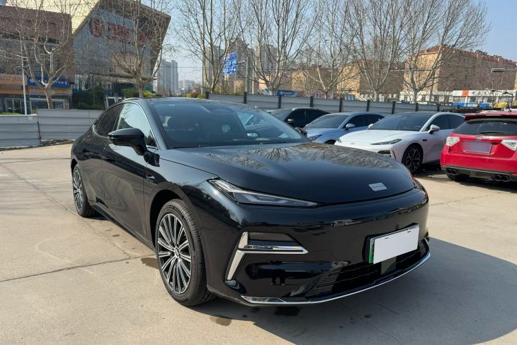 Used Geely Galaxy 8 2025 130km EM-i Flagship Edition
