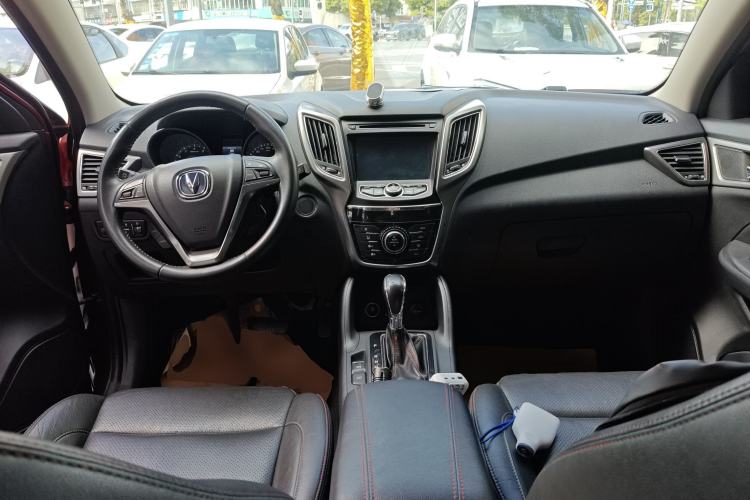 Used CHANGAN CS75 2016 1.8T Automatic Elite Model China V Standard Center Console