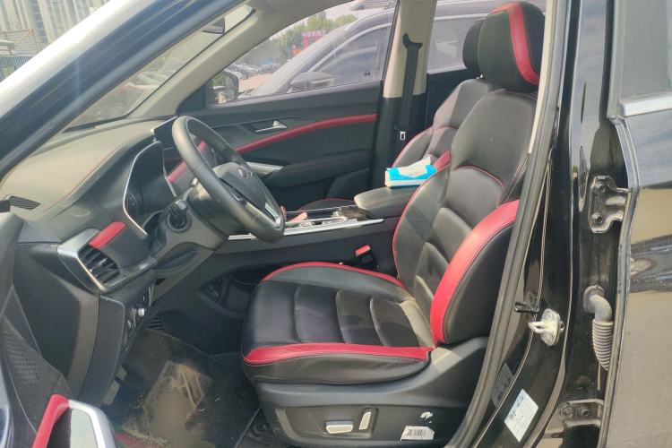 Used SOL X8 2021 300T DCT Leading Smart Connectivity Version 7 Seats Left Front Seat